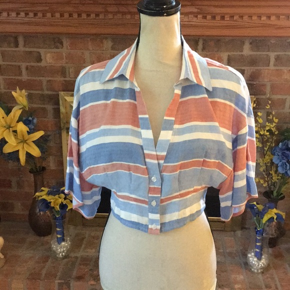 Zara Tops - NWT Zara striped crop top